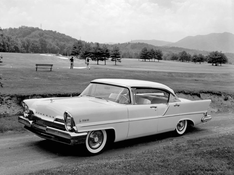  Lincoln Premiere Landau 4-Door Hardtop (57B) 1957 года  (фото 14 из 14)